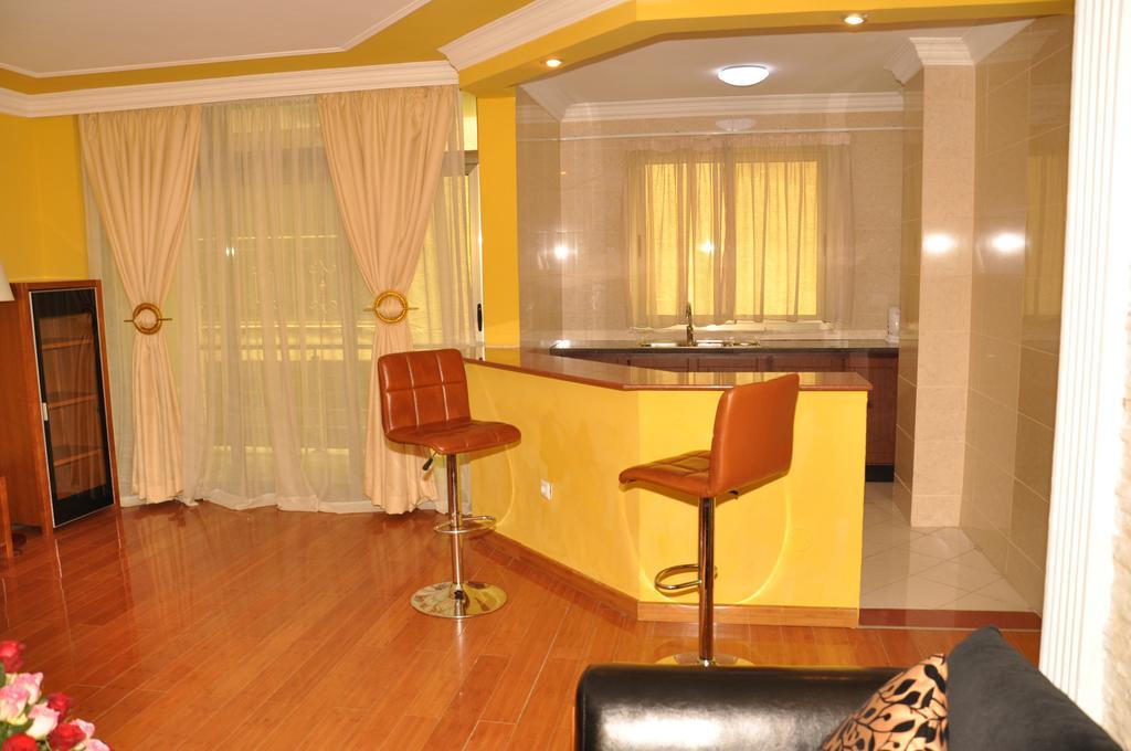 Empire Addis International Hotel Quarto foto